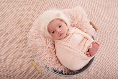 baby-shooting-muenchen-neugeborenen-fotoshooting-und-baby-fotografie